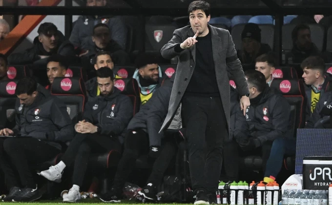 Ираола нема повеќе да биде менаџер на Борнмут