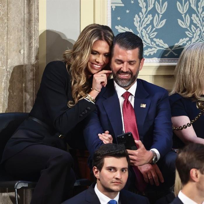 Свадба на Бахамите без Доналд Трамп