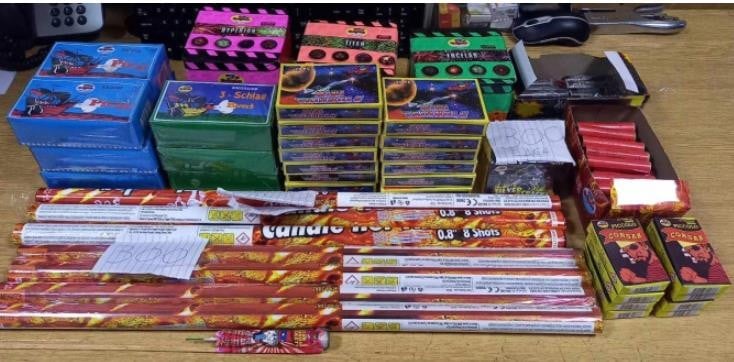 Најмалку 25 лица загинаа во експлозија во фабрика за петарди во Индија