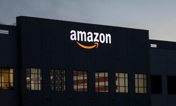 Амазон го купува  Глобалстар за 9,8 милијарди евра за да го засили сателитскиот бизнис