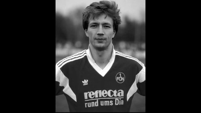 Бизарна смрт… екс играчот во Бундес лигата почина по судар со елен