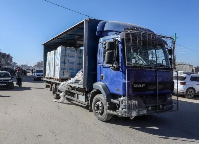 COGAT: Над 300 камиони со хуманитарна помош влегоа во Газа преку Израел