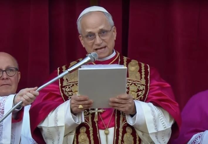 Папата ја критикува американската политика кон мигрантите