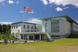 Nekdanji varnostnik na ameriški ambasadi v Oslu obtožen vohunjenja za Rusijo in Iran