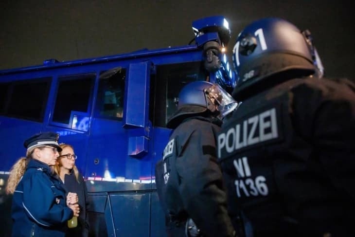 Билд: Германската полиција уапси 22-годишен Сириец кој планирал терористички напад во Берлин