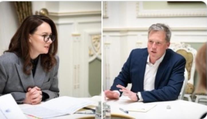 Американски воени функционери во Киев, во тек разговори за нацрт мировен план меѓу САД и Русија