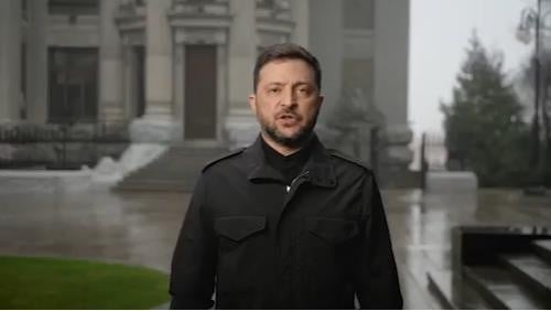 Видео: Драматичното обраќање на Зеленски: „Ова се најтешките моменти во нашата историја“