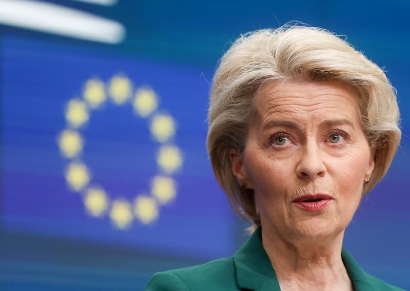 Фон дер Лајен: ЕУ мора да игра централна улога во обезбедувањето мир во Украина