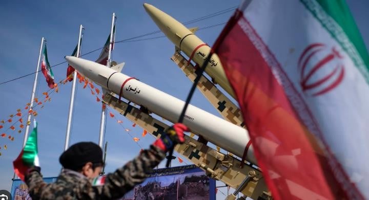 Мусави: Иранската револуционерна гарда е во целосна готовност со зголемени ракетни резерви