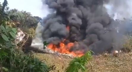 Видео: Во Колумбија се урна авион со 110 војници