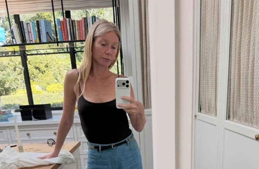 Фармерките на Гвинет Палтроу ќе ја одбележат 2026. (ФОТО)