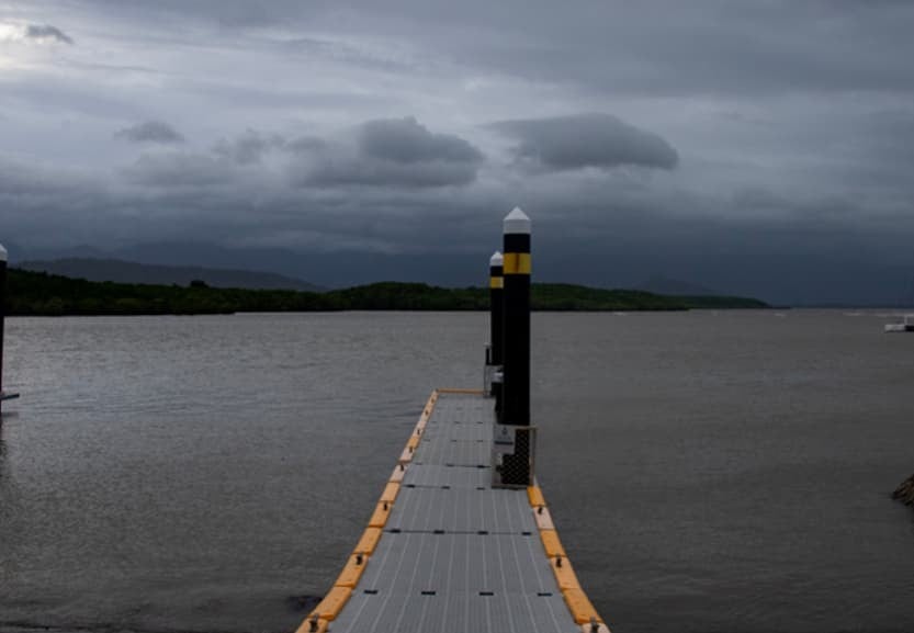 Силно невреме ги погоди најголемите погони за природен гас во Австралија