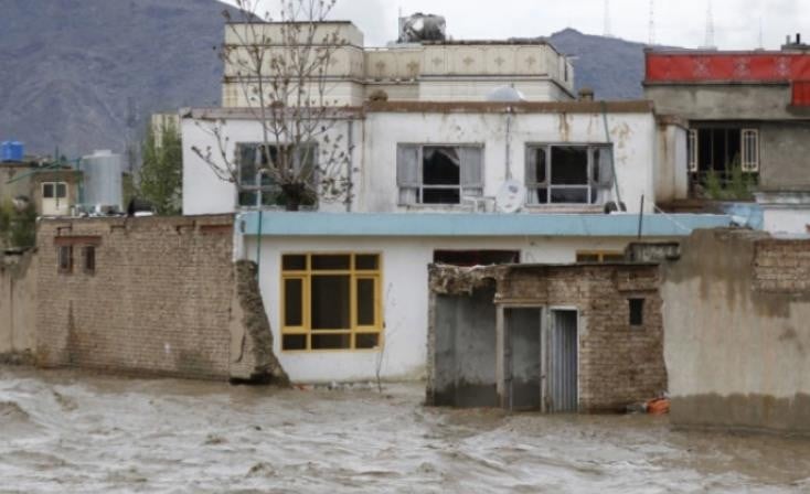 Бројот на жртви од поплавите во Авганистан се искачи на 48