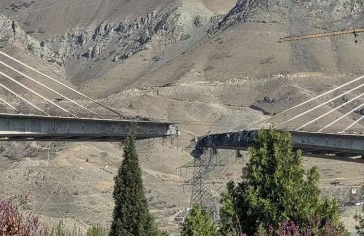 Трамп тврди - Урнат најголемиот ирански мост – нова фаза на конфликтот