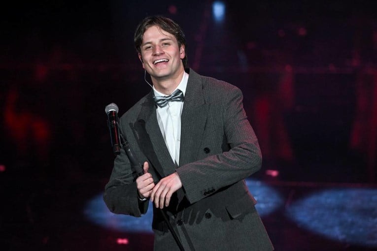 Јаков Јозиновиќ го најави својот 10-ти концерт во Белград, го распродаде за 10 минути