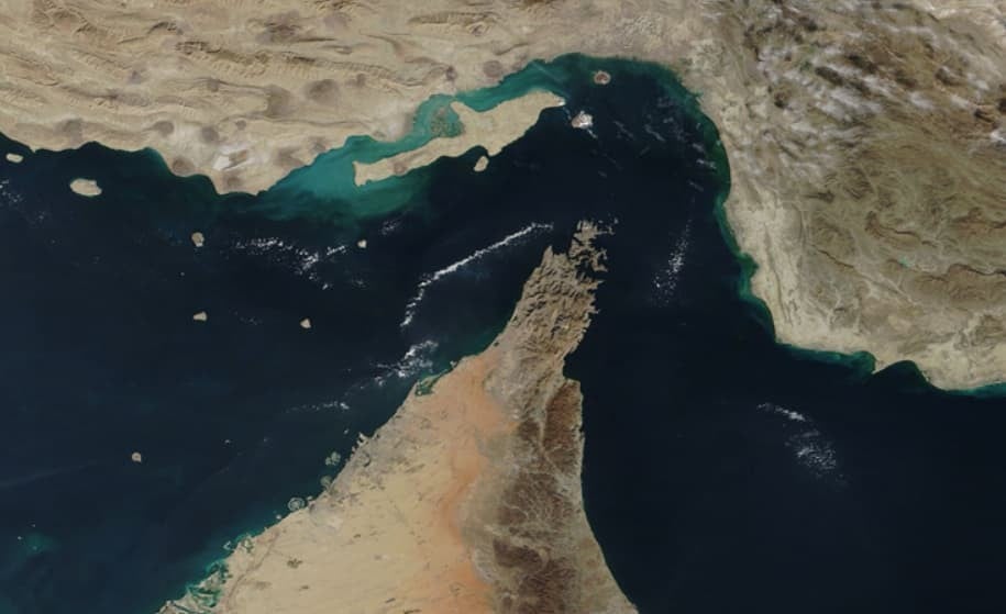 Трамп: Ормутскиот теснец е отворен, но блокадата на иранските пристаништа останува