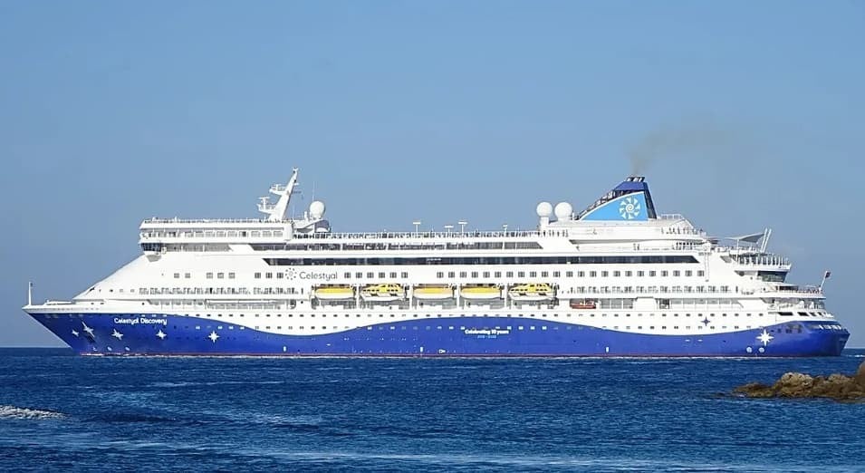 Низ Ормутскиот теснец помина првиот крузер од почетокот на војната