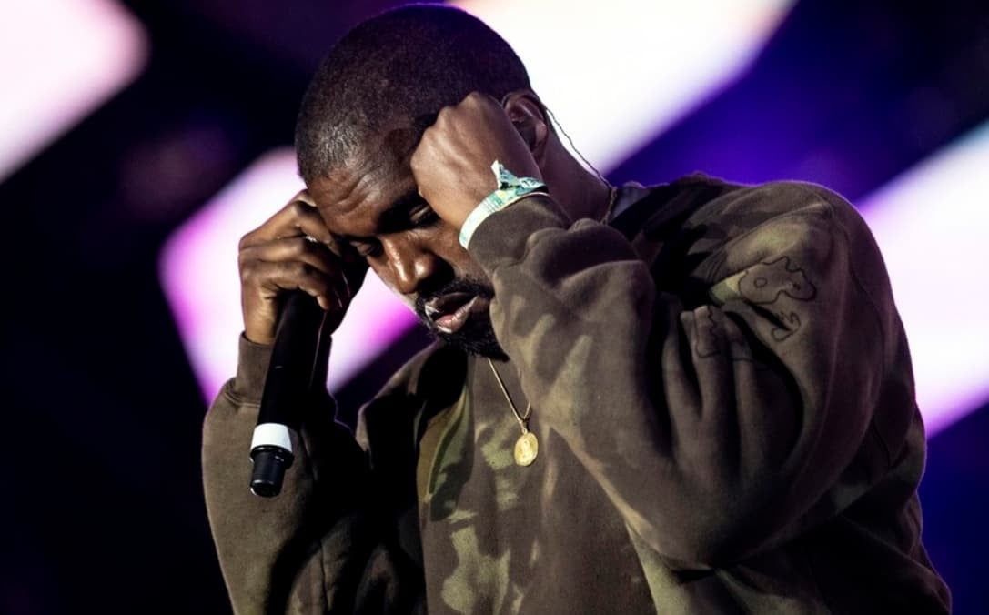 По Британија, и Полска му забрани концерт на Канје Вест