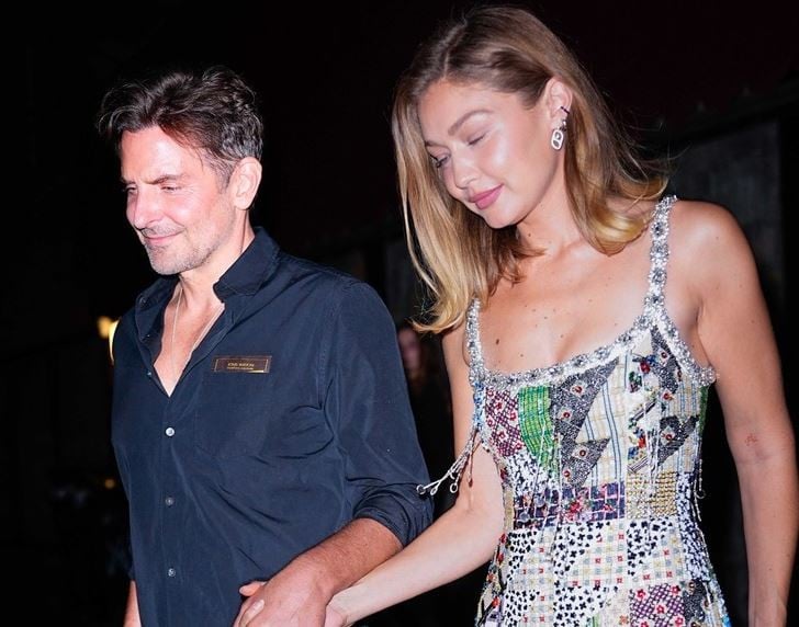 Џиџи Хадид го покажа раскошниот подарок за роденден од Бредли Купер