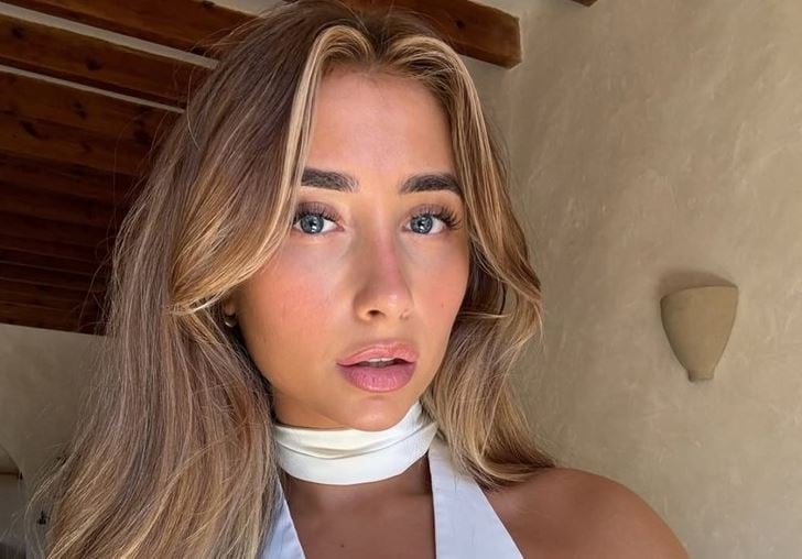 Ѕвездата на „OnlyFans“ која спиеше со 101 маж го открива единственото правило на своето момче