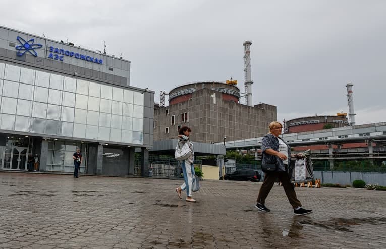 Русија: Украински дрон ја погоди најголемата нуклеарна централа во Европа