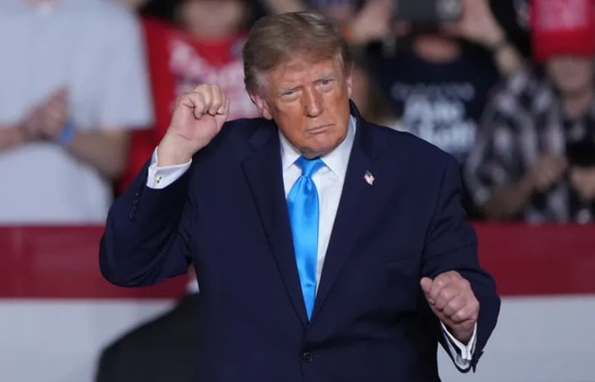 Трамп со нов бисер: Гугл не ми дозволи да го преименувам Атлантскиот Океан во Трампов Океан (ВИДЕО)