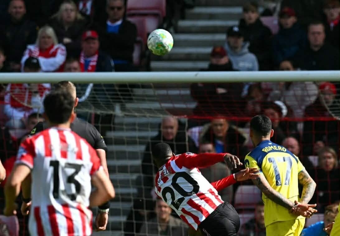 Сандерленд го турка Тотенхем кон релегација