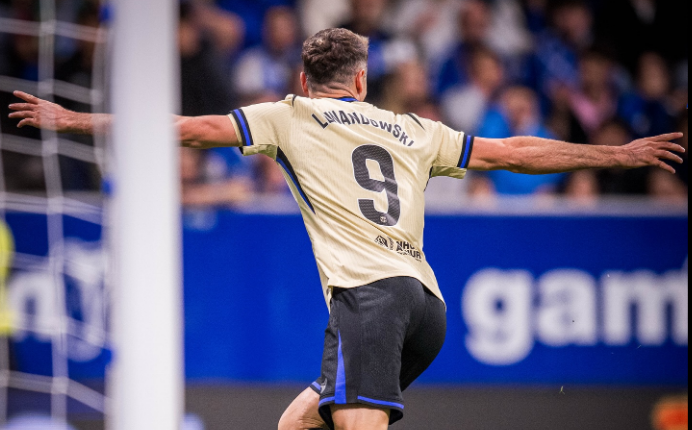 Барса ќе му даде нов договор на Левандовски, но платата нема да биде иста