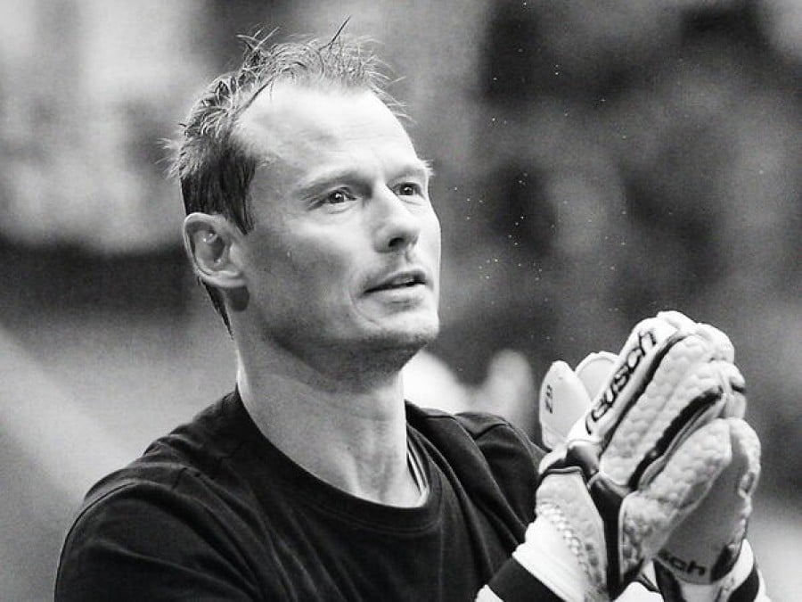 Голема трагедија: Загина екс голманот на Јувентус и Арсенал, Алекс Манингер