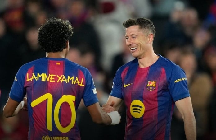 Левандовски таличен и донесе три бода на Барса