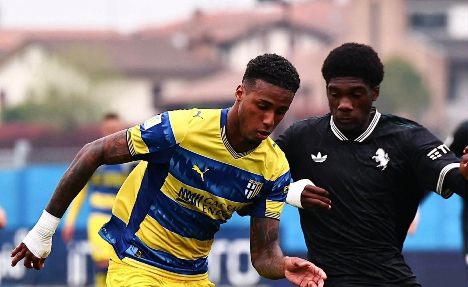 Елмас и Наполи извлекоа реми кај Парма