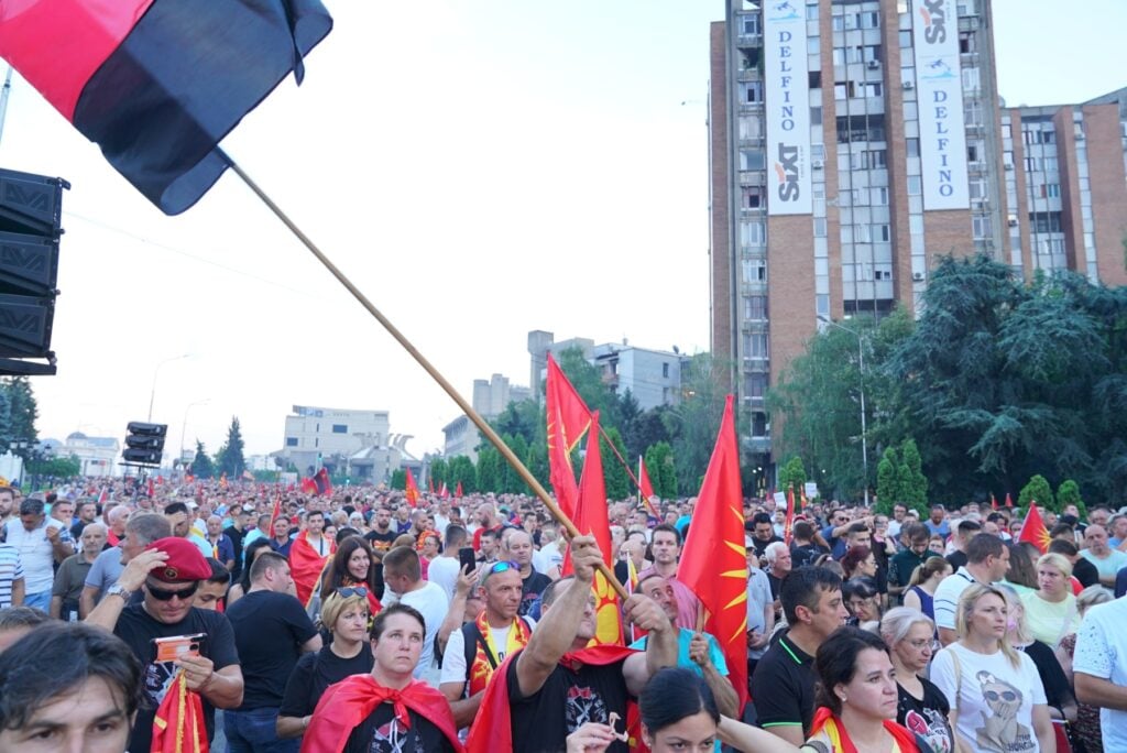 Фотогалерија: македонија на нозе! „ултиматум – не благодарам“ | Vesnik ...