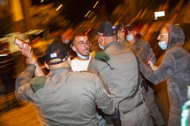 demonstranti