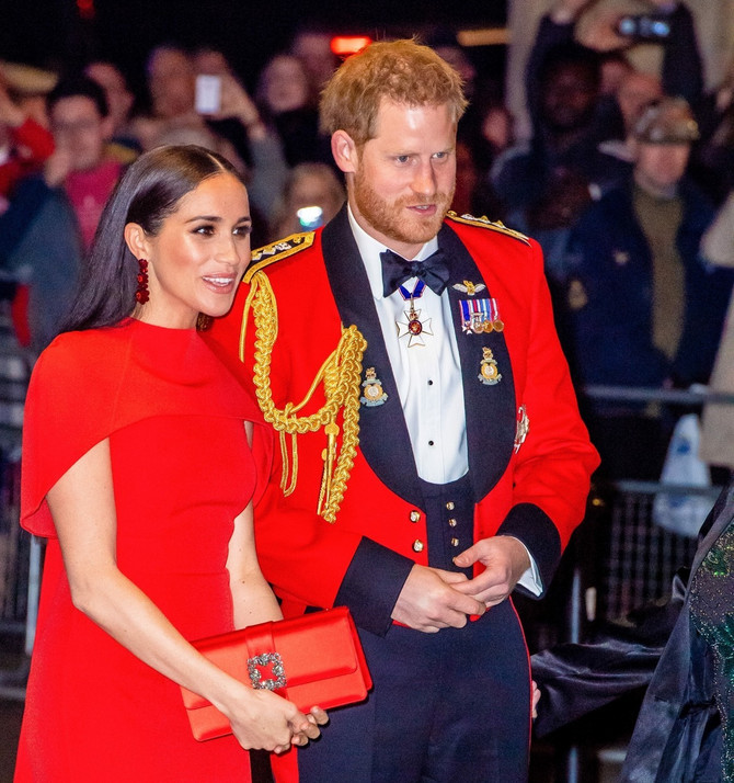 783343-princot-khari-i-megan-se-vrakaat-vo-britanija