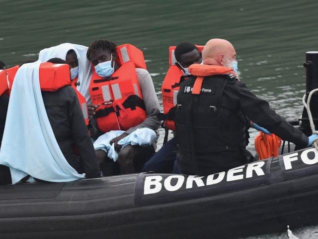 02-migranti