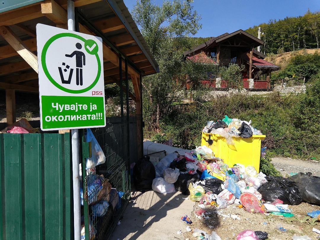 787236-mavrovo-se-davi-vo-gubre-foto