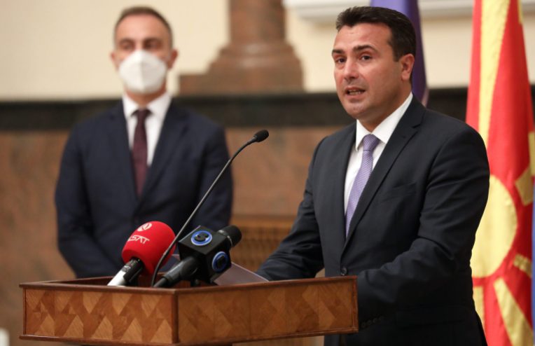 792782-pratenici-od-dui-insistiraat-beneficii-za-vrabotuvane-albanci