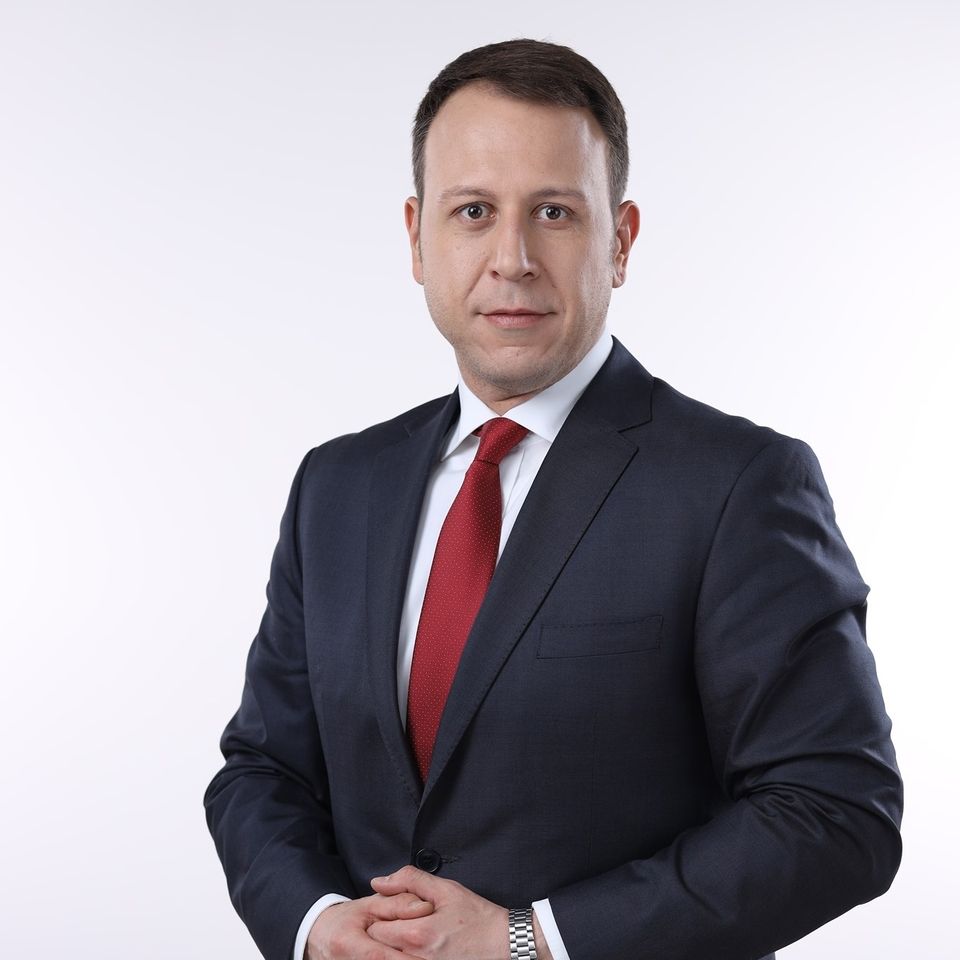 793237-janushev-vmro-e-mojot-dom-bitkata-prodolzhuva