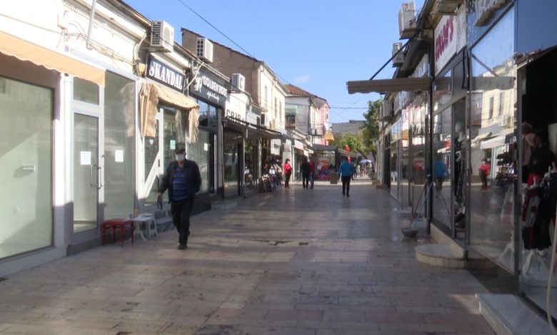 801099-charshiite-vo-struga-i-prilep-se-praznat-rabotnicite-ostanuvaat-bez-parche-leb