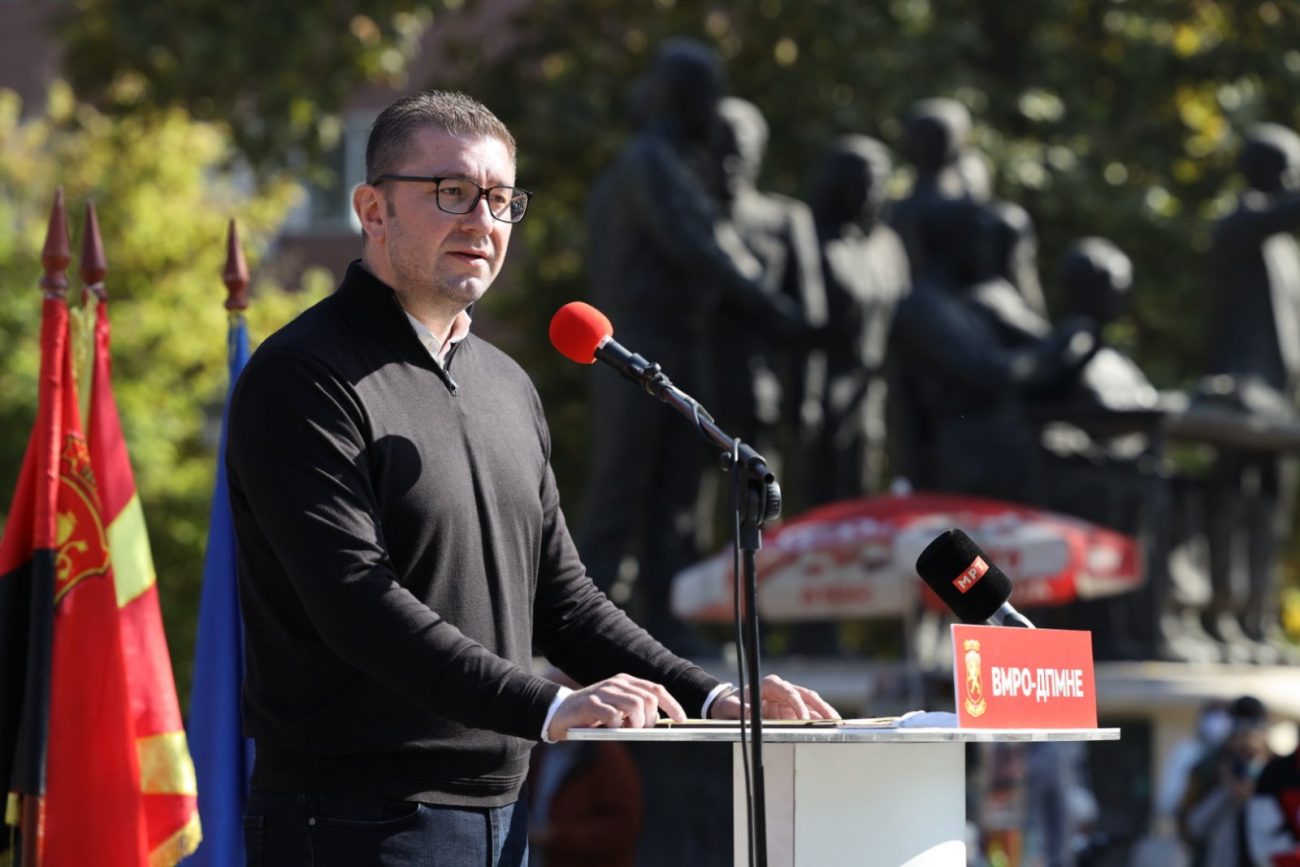 802726-mickoski-ako-zaev-se-otkazhe-od-delchev-i-jazikot-idnata-vlada-na-vmro-ke-ja-ponishti-taa