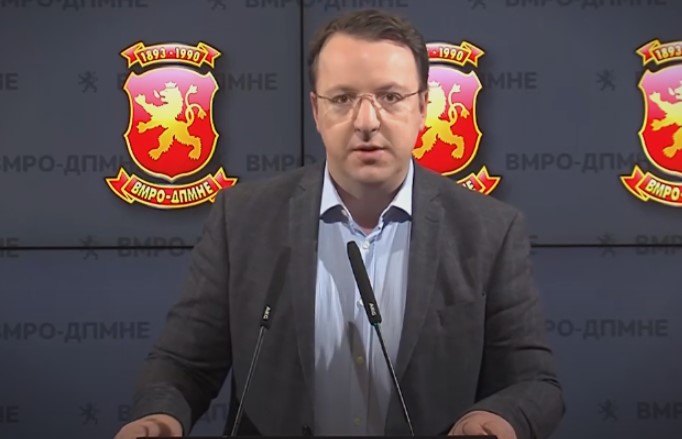 804204-nikoloski-iljadnici-rabotnici-mozhe-da-ostanat-bez-plati-zaradi-nesposobnosta-na-zaev