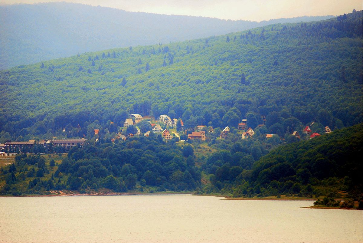 808423-nema-prijaveni-shteti-od-silniot-zemjotres-shto-go-strese-podrachjeto-na-gostivar