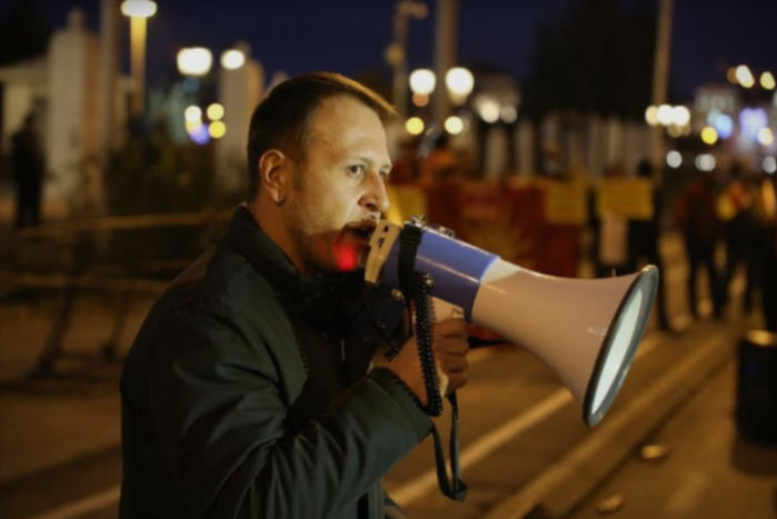 815776-janushev-vreme-e-da-si-ja-vratime-drzhavata-vo-racete-na-narodot