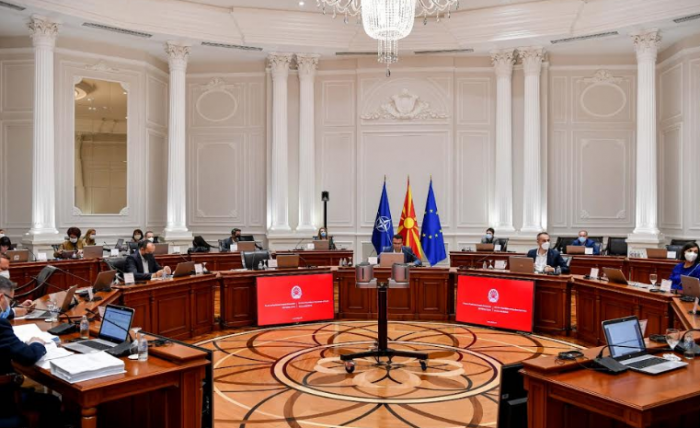 818773-esad-rakhik-upravitel-na-naftovod-lukarevska-se-vraka-vo-ujp-ova-se-site-kadrovski-izmeni
