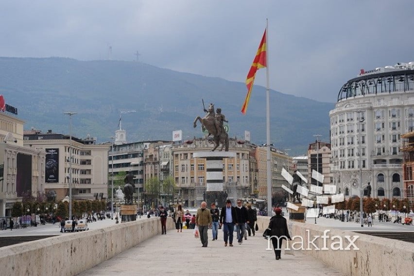 anketa-lugje-most-ploshtad-skopje