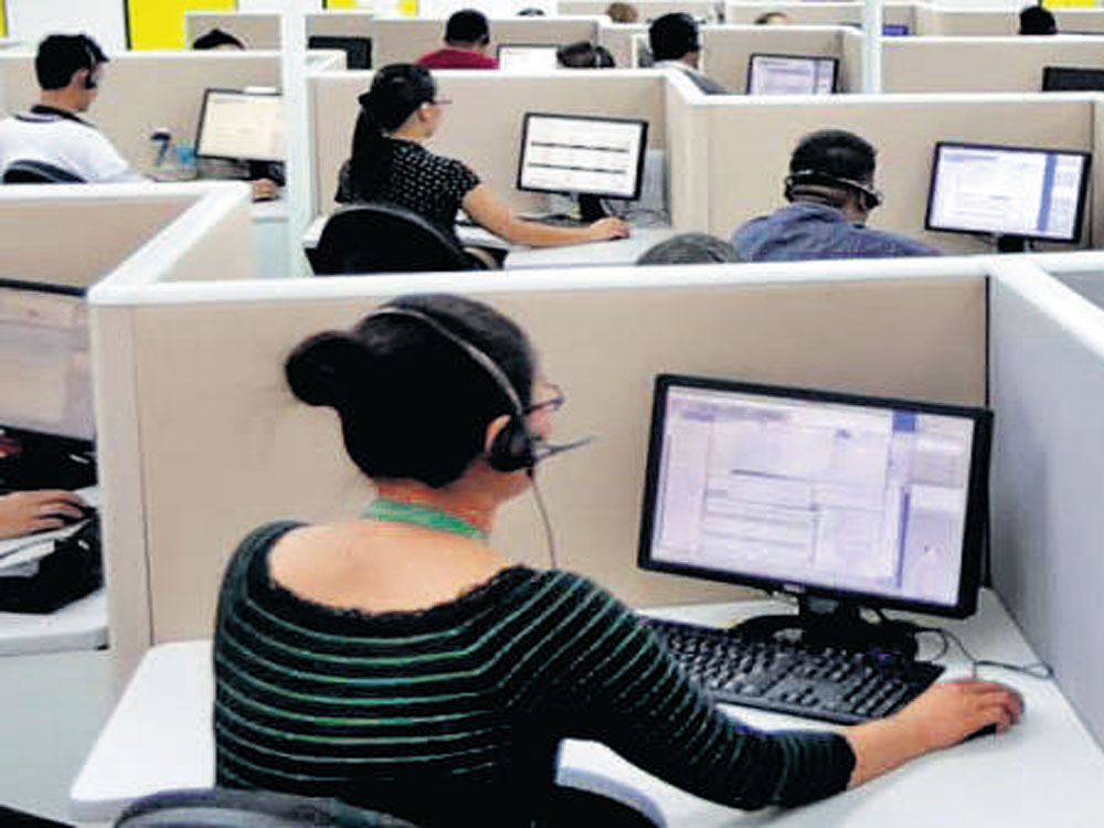 office-employees-1567694836
