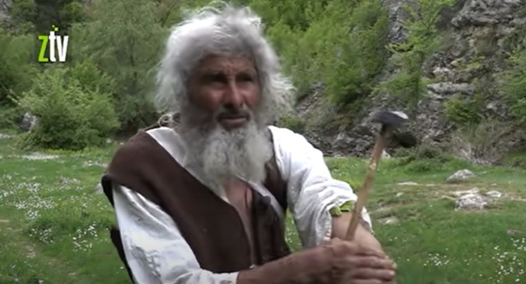 Пештерски Србин примил вакцина против Ковид-19, и е СВЕТСКА СЕНЗАЦИЈА (ВИДЕО) - Vimarsana News