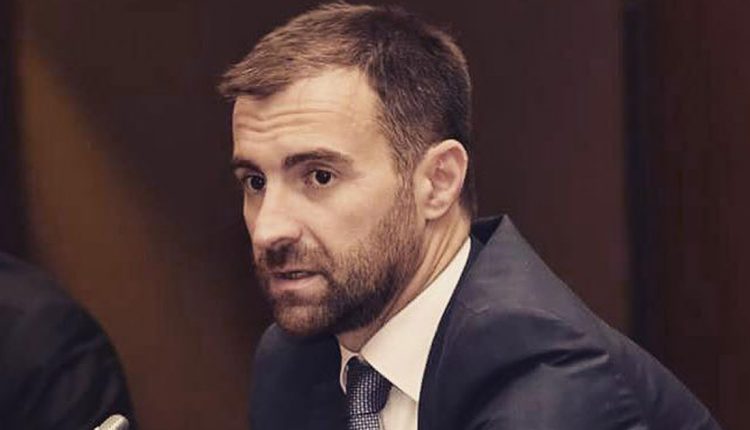 Илија: РЕЗОЛУЦИЈАТА ЌЕ ПАДНЕ ВО ВОДА, непочитување на одлука на Собрание e рушење на уставен поредок