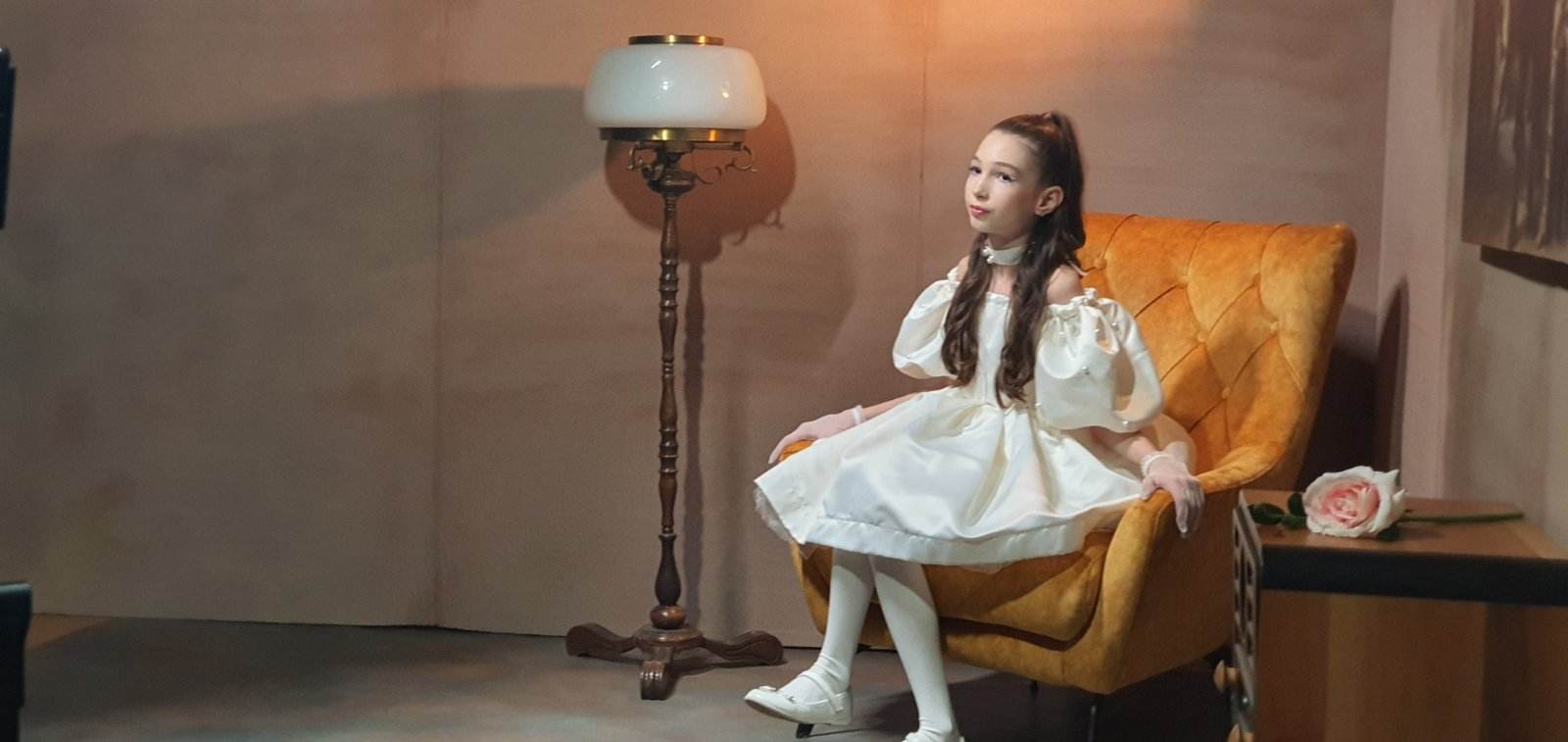 Тамара Грујеска ИМА СИЛА, талент и љубов да го смени светот! БИЛБИЛОВ ...